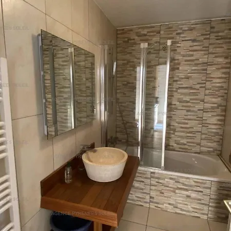 Apartment T2 4 Personnes Avec Parking Et Casier A Skis A 300m Des Commerces - Fr-1-295-169
